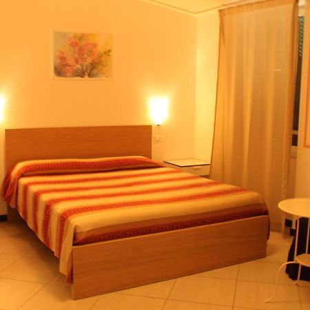 Marianna Quiet Rooms มอนเตรอสโซ อัล มาเร ภายนอก รูปภาพ