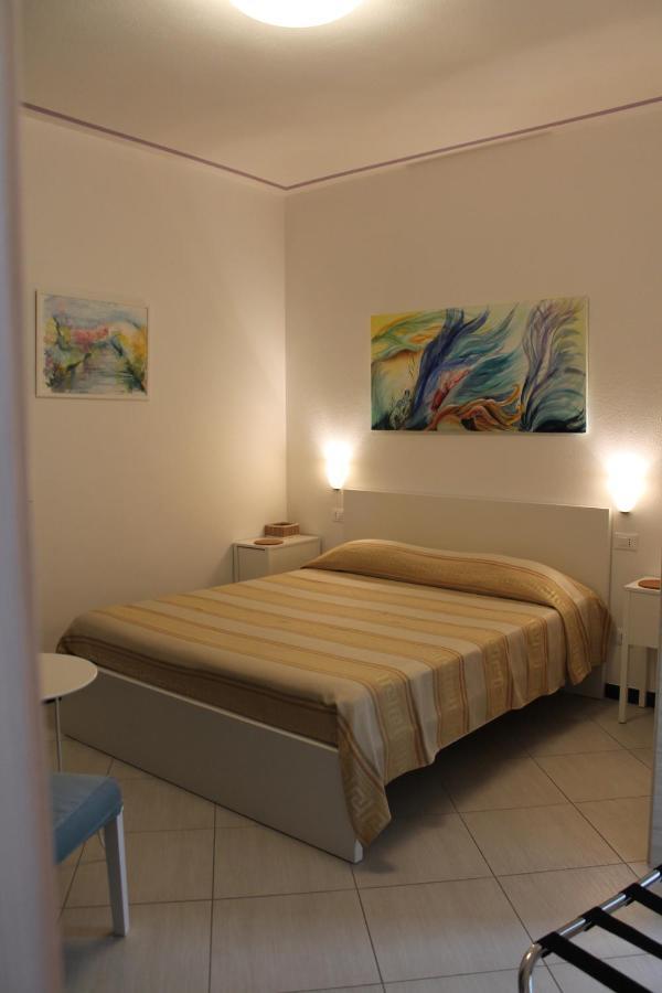 Marianna Quiet Rooms มอนเตรอสโซ อัล มาเร ภายนอก รูปภาพ