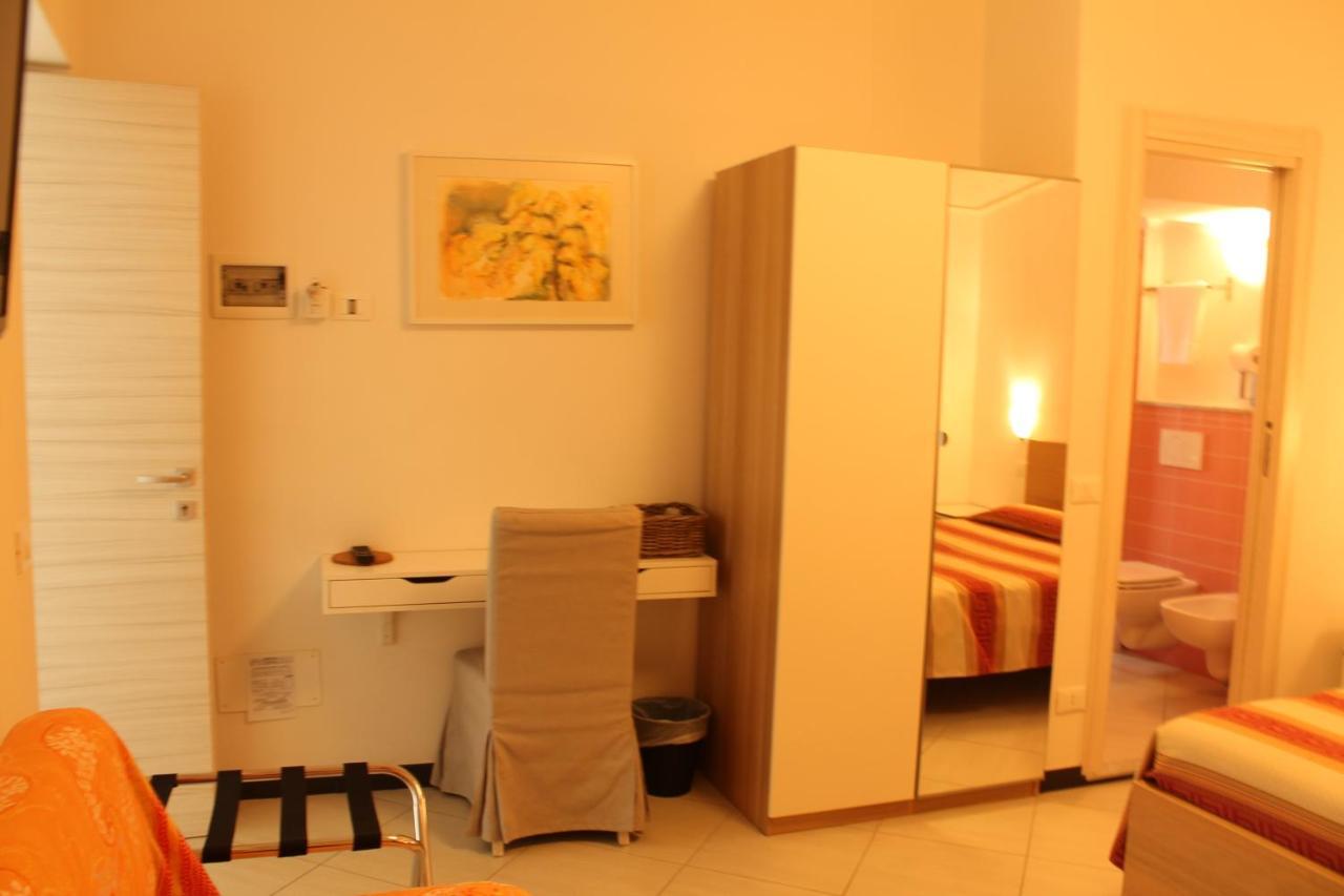 Marianna Quiet Rooms มอนเตรอสโซ อัล มาเร ภายนอก รูปภาพ